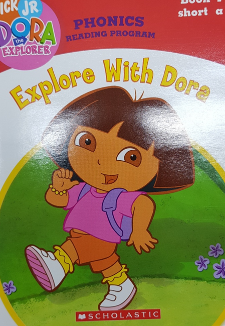 Dora The Explorer Phonics Box Set #1